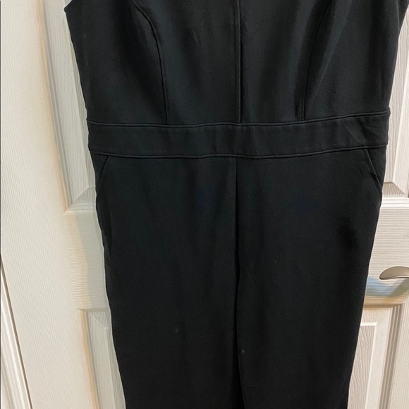 Spanx The Perfect Jumpsuit Classic Black Size Medium Petite Elegant Flattering - Picture 5 of 9
